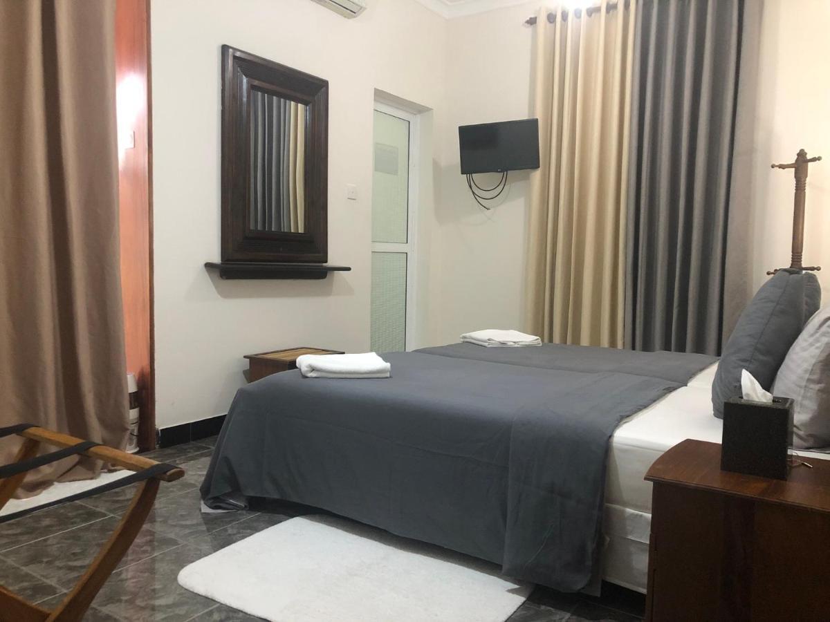 West Dene Acomodação com café da manhã Negombo Exterior foto