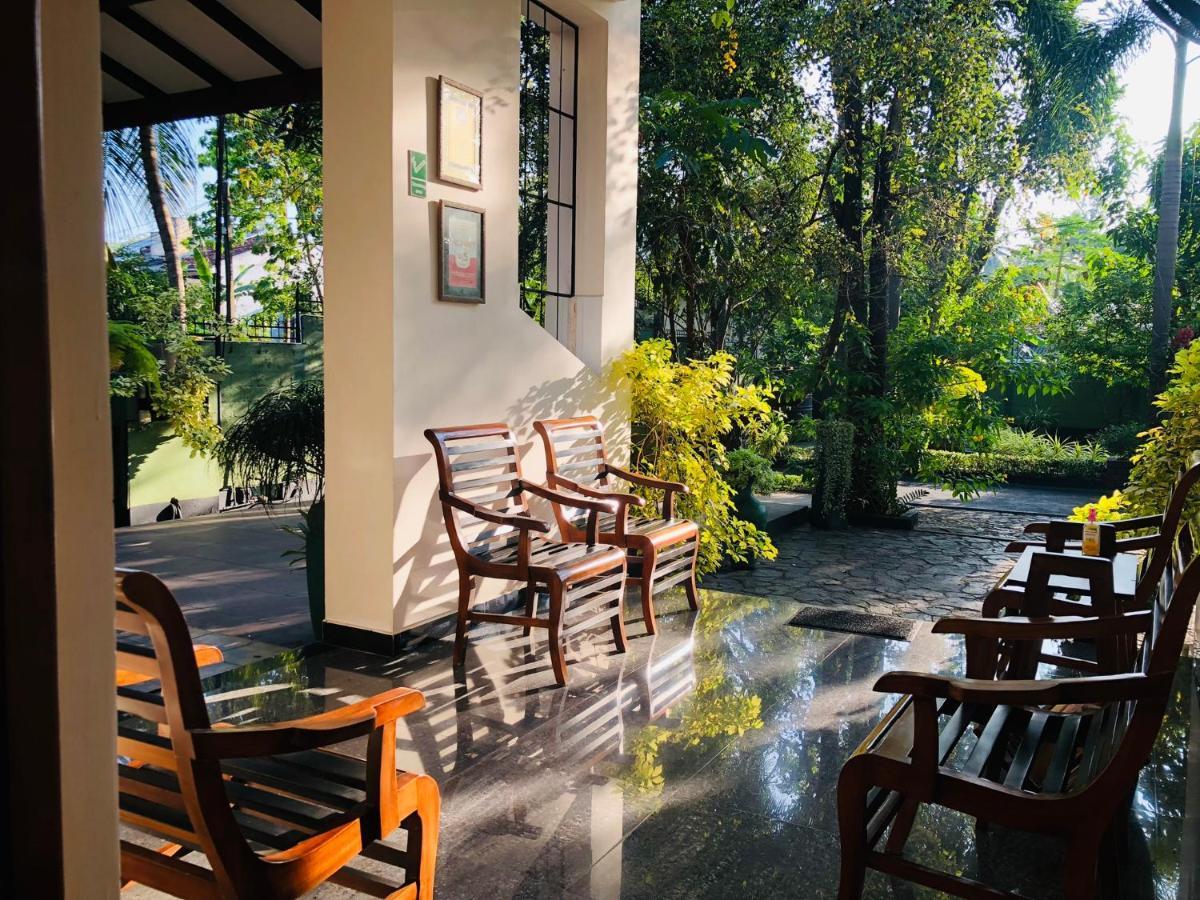 West Dene Acomodação com café da manhã Negombo Exterior foto