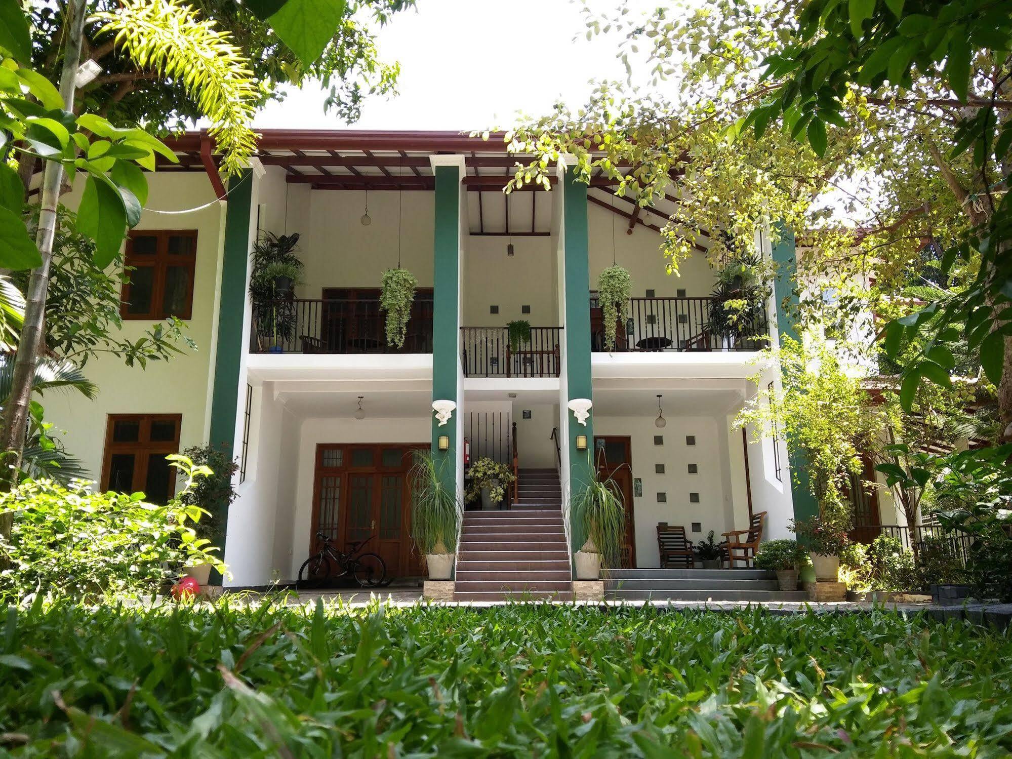 West Dene Acomodação com café da manhã Negombo Exterior foto